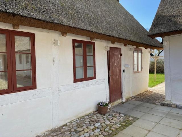 Ragnhilds Gard, Hostel Nyord Exterior photo